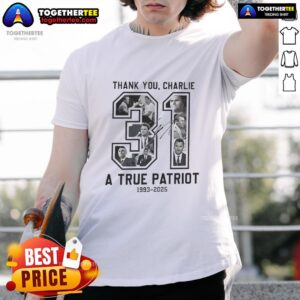 Top RIP Charlie Kirk A True Patriot 1993 2025 Thank You Signature Memorial T-Shirt