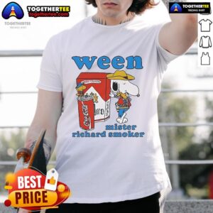 Official Snoopy And Woodstock Big Pimp Dog Man Ween Mister Richard Smoker T-Shirt