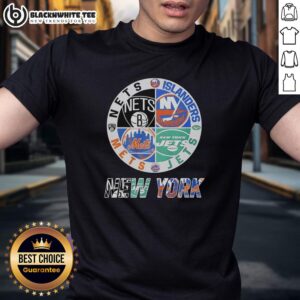 Official New York Nets New York Islanders New York Mets New York Jets Mashup Logo T-Shirt