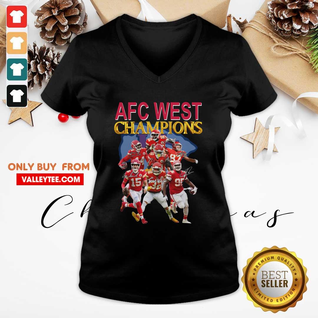 Cute Kansas City Chiefs AFC West Champions Signatures Shirt - Image 4