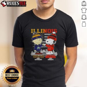 Happy Charlie Brown Notre Dame Fighting Irish on Saturdays x Snoopy Chicago Bears on Sundays Skyline T-Shirt
