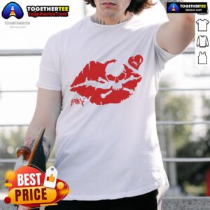 Premium P&Y Kiss Skull Heart T-Shirt