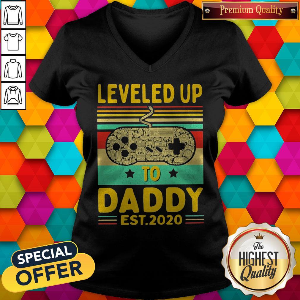 Play Game Leveled Up To Daddy Est 2020 Vintage Shirt - Image 4