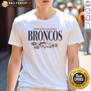 Awesome Denver Broncos Super Bowl Champions XXXII XXXIII Vintage T-Shirt