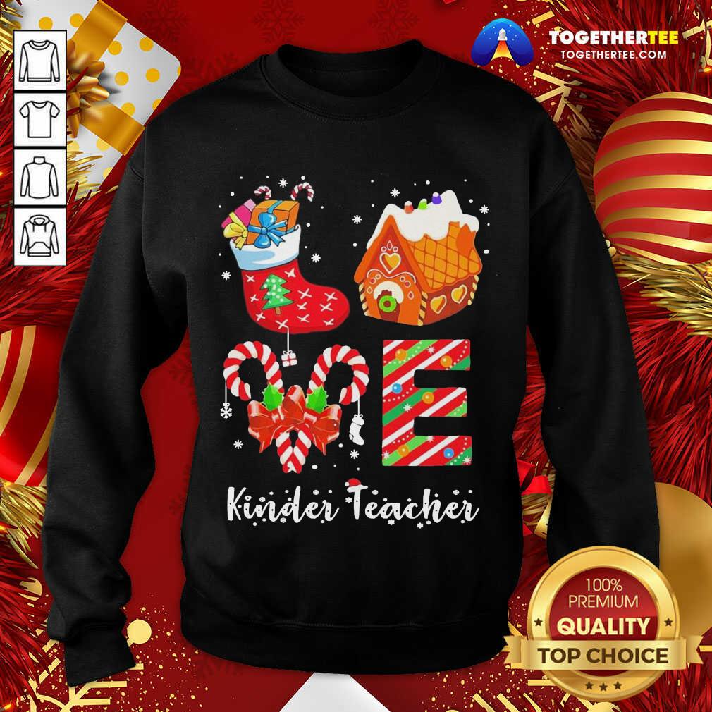 Pretty Love Socks House Kinder Teacher Merry Christmas Shirt - Image 4
