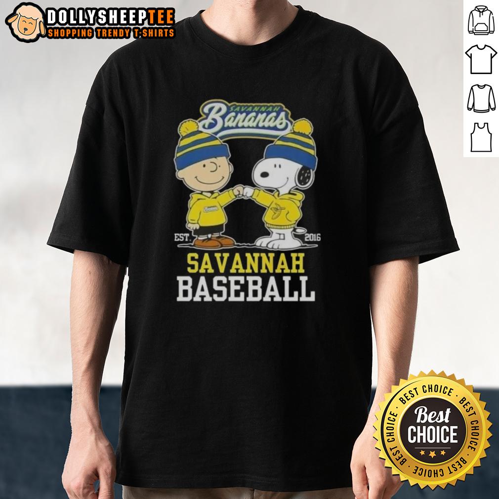 Hot Peanuts Charlie Brown And Snoopy Savannah Bananas Baseball Est 2016 T-Shirt
