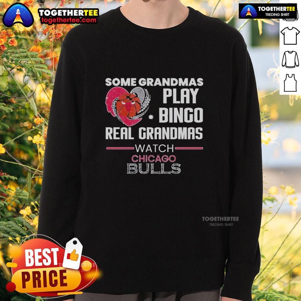 Awesome Some Grandmas Play Bingo Real Grandmas Watch Chicago Bulls T-Shirt - Image 5