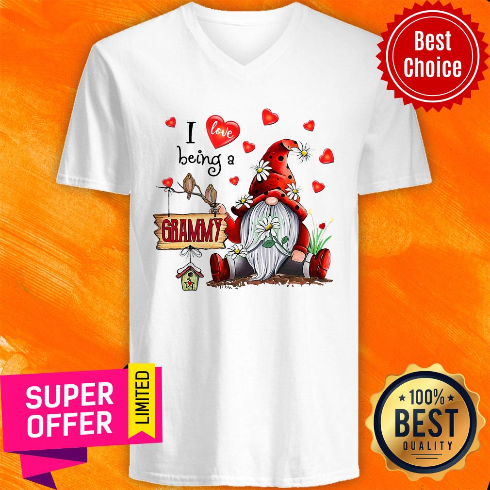 Top I Love Being A Grammy Gnome Valentine's Day Shirt - Image 3