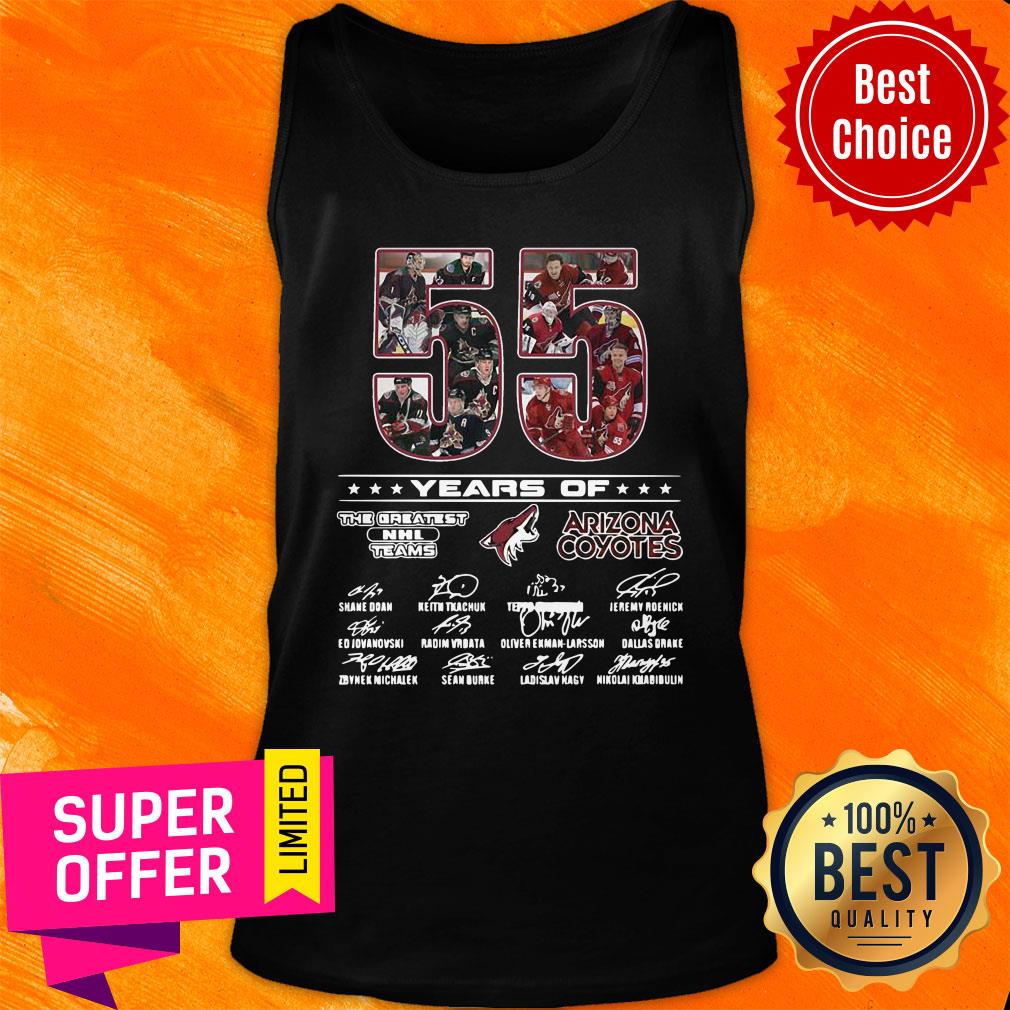 Trending 55 Years Of The Greatest NHL Teams Arizona Coyotes Shane Doan Signatures Shirt - Image 3