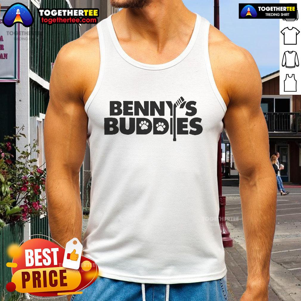 Nice Sam Bennett Wearing Benny's Buddies T-Shirt - Image 4