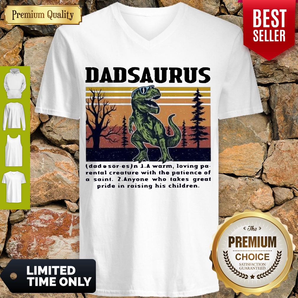 Top Dadasaurus A Warm Loving Retro Navy Dadasaurus Definition Vintage Shirt - Image 2