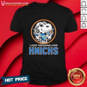 New York Knicks Snoopy I Just Freaking Love Knicks T-Shirt