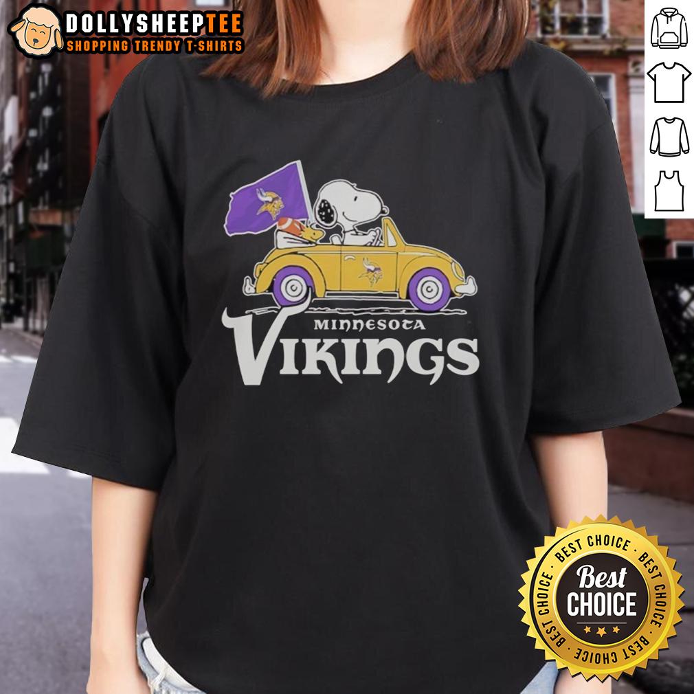 Nice Snoopy And Woodstock Riding Minnesota Vikings Football Car Logo T-Shirt - Image 3