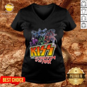 Alternative view of Good Kiss Meets The Phantom Of The Park Shirt