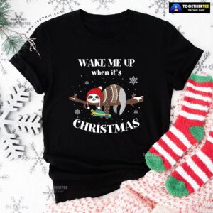 Alternative view of Sloth Wake Me Up When It’s Christmas T-Shirt