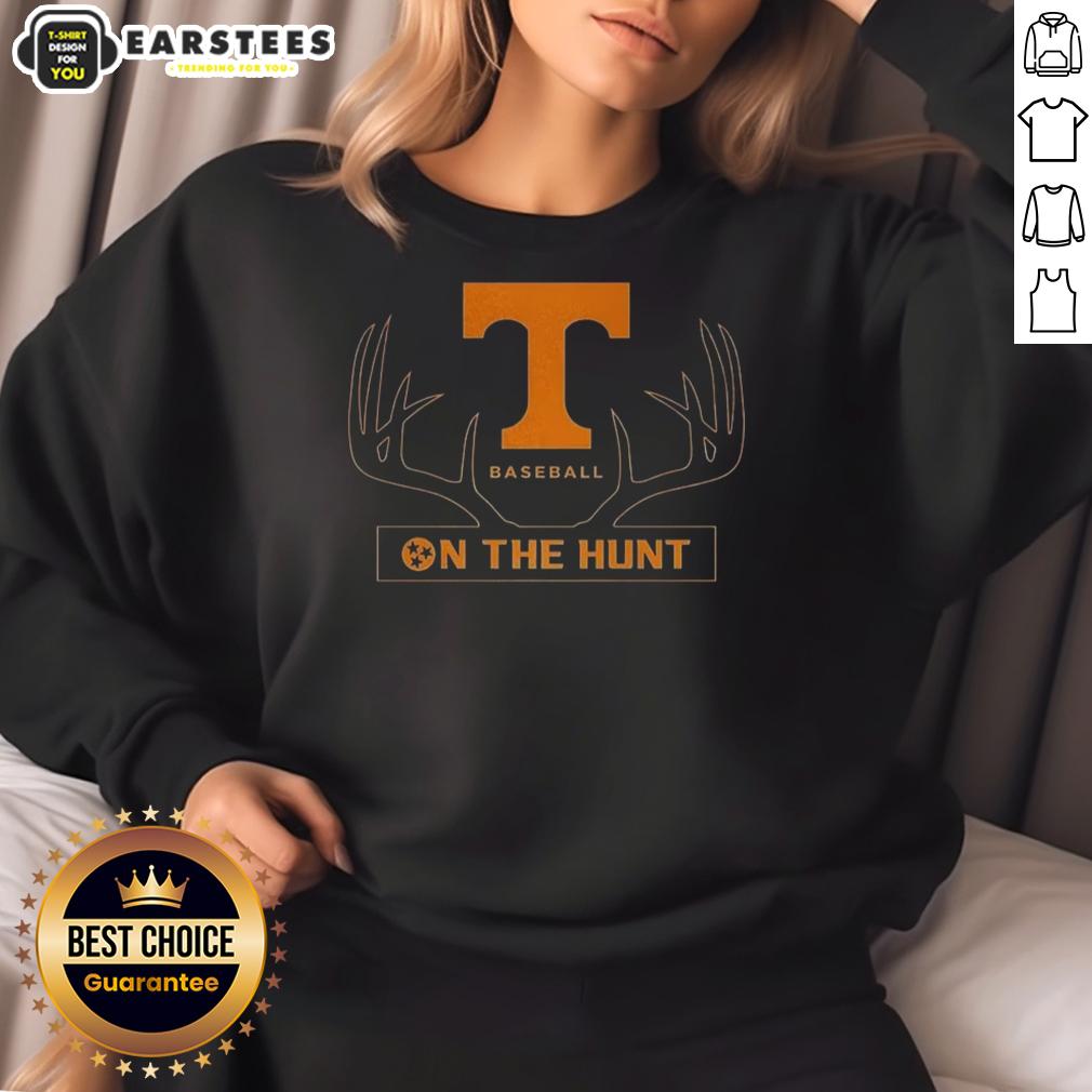 Premium Tennessee Volunteers Baseball On The Hunt Deer Antlers Logo T-Shirt - Image 5