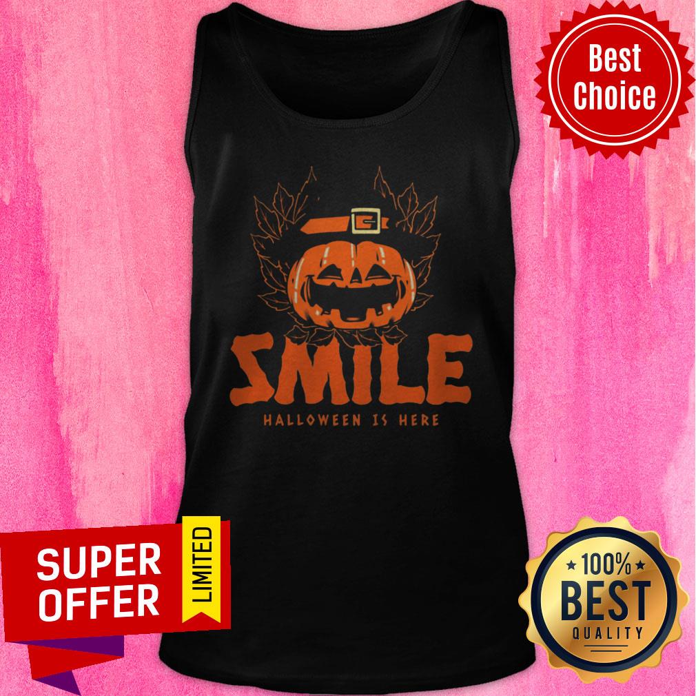 Top Smile Pumpkin Halloween Day Is Here Shirt - Image 4