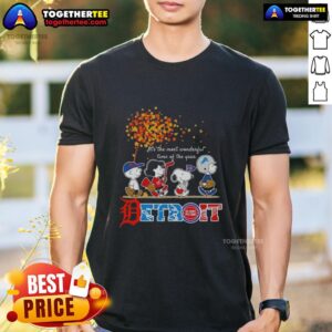 Premium Snoopy And Friends Detroit It's The Most Wonderful Time Of The Year Autumn T-Shirt