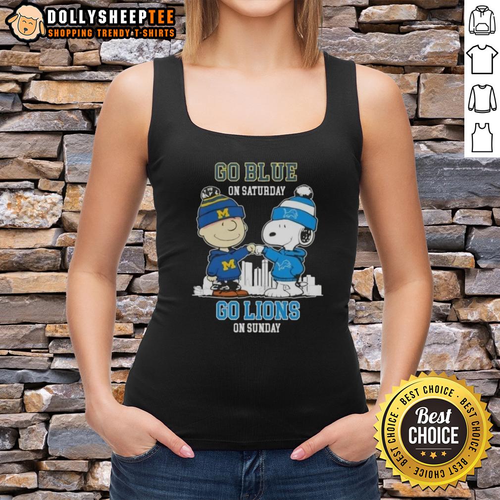 Nice Charlie Brown Fist Bump Snoopy Go Blue On Saturday Go Detroit Lions On Sunday Skyline T-Shirt - Image 4