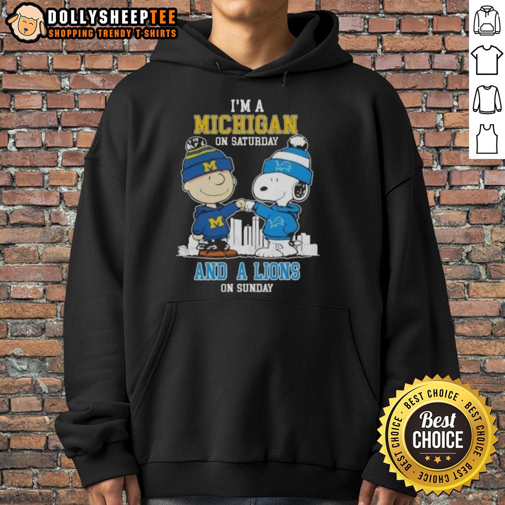 Nice Charlie Brown Fist Bump Snoopy I'm A Michigan On Saturday And A Detroit Lions On Sunday Skyline T-Shirt - Image 2