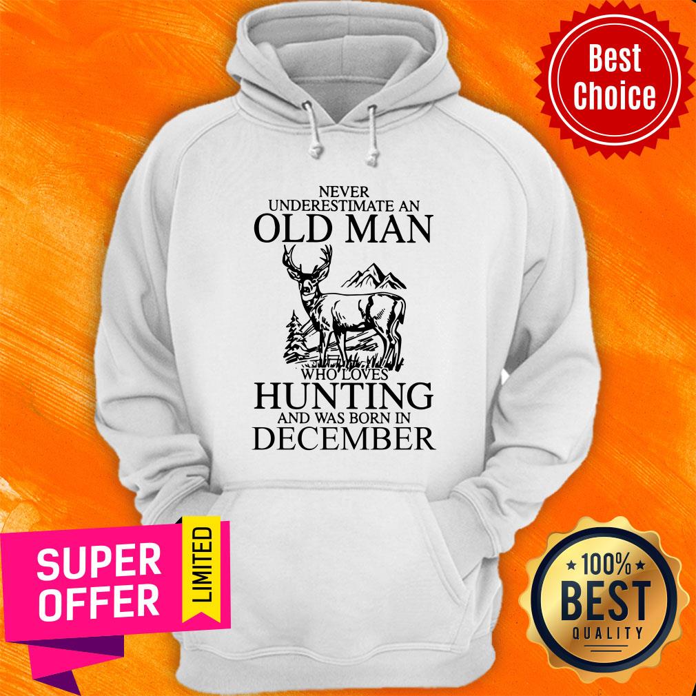 December Never Underestimate A Man Who Loves Hunting Shirt - Image 2