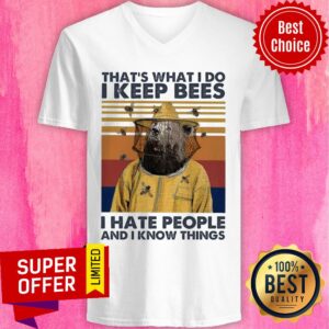 Alternative view of Bears That’s What I Do I Keep Bees I Hate People And I Know Things Vintage Shirt