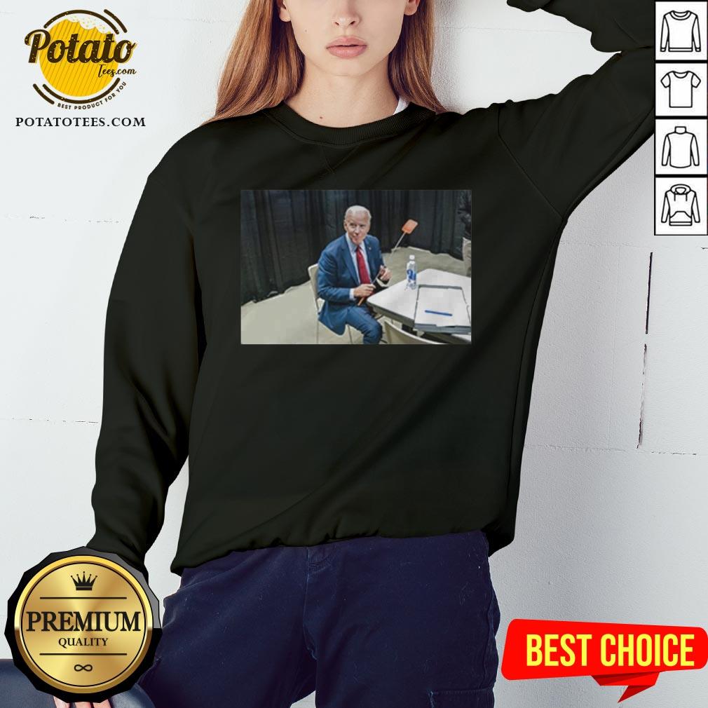 Joe Biden With The Fly Shirt - Image 4