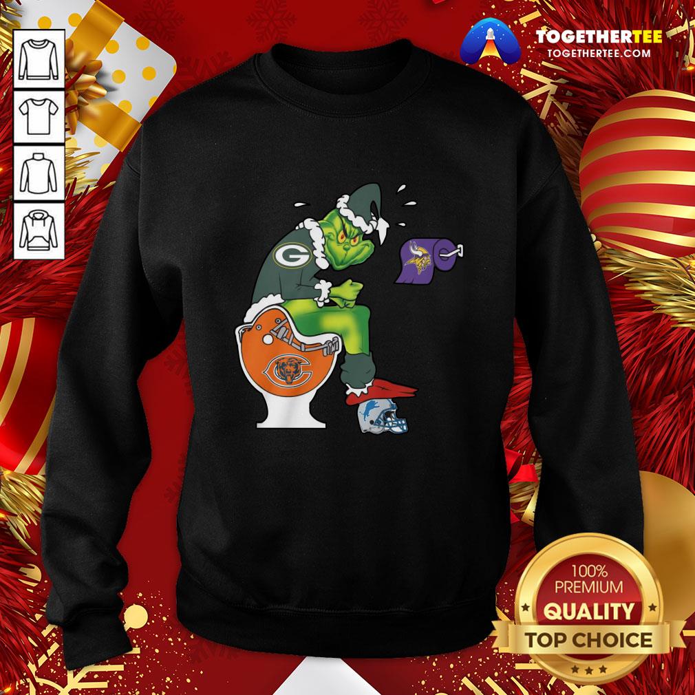 Nice The Grinch Green Bay Packers Shit On Toilet Chicago Bears And Other Teams Christmas Shirt - Image 4