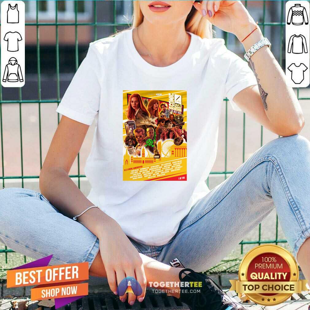Official Comic Con Manchester Event Poster T-Shirt - Image 4