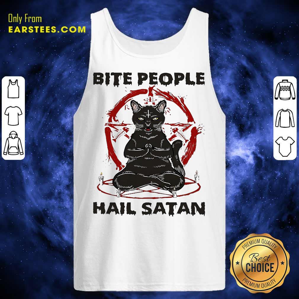 Awesome Black Cat Bite People Hail Satan Shirt - Image 4