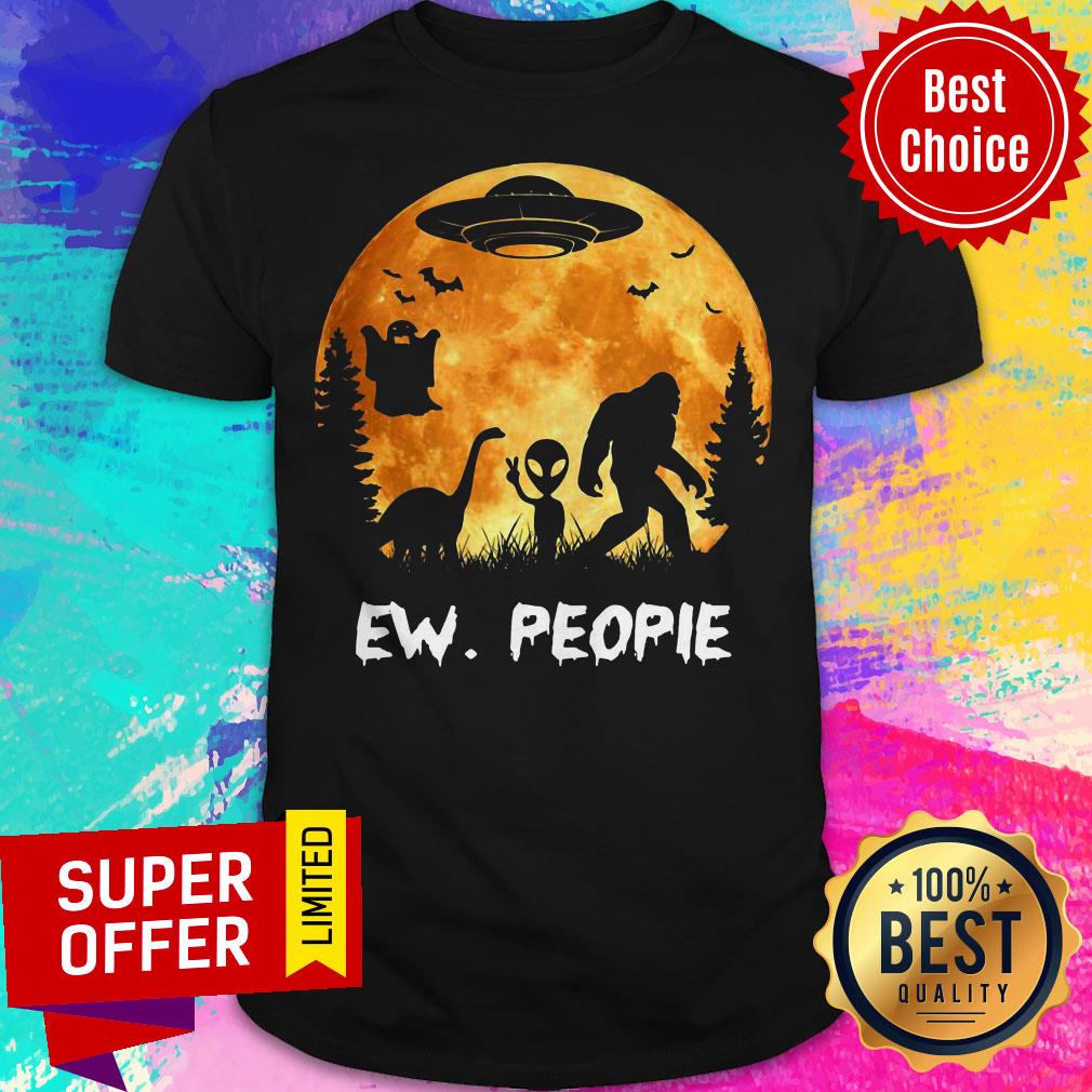 Funny Bigfoot And Alien And Lochnech Monster Ew People Halloween Shirt