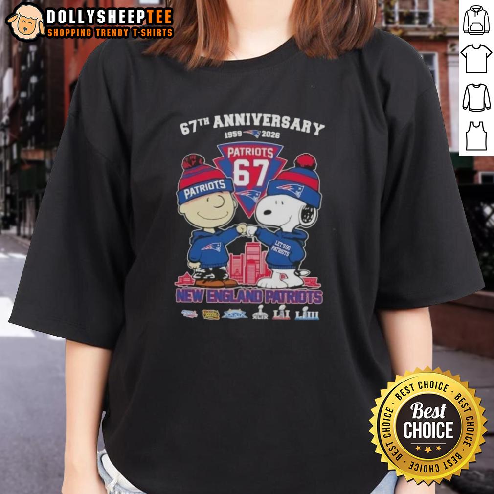 Hot Charlie Brown And Snoopy Super Bowl 67th Anniversary 1959 2026 New England Patriots Football Skyline T-Shirt - Image 3