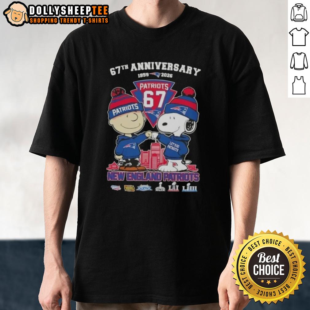 Hot Charlie Brown And Snoopy Super Bowl 67th Anniversary 1959 2026 New England Patriots Football Skyline T-Shirt