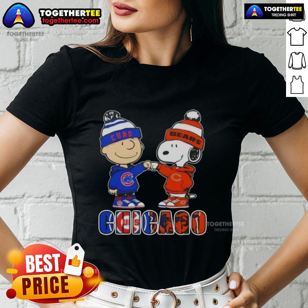 Official Charlie Brown Fist Bump Snoopy Chicago City Sports Cubs X Bears T-Shirt - Image 3