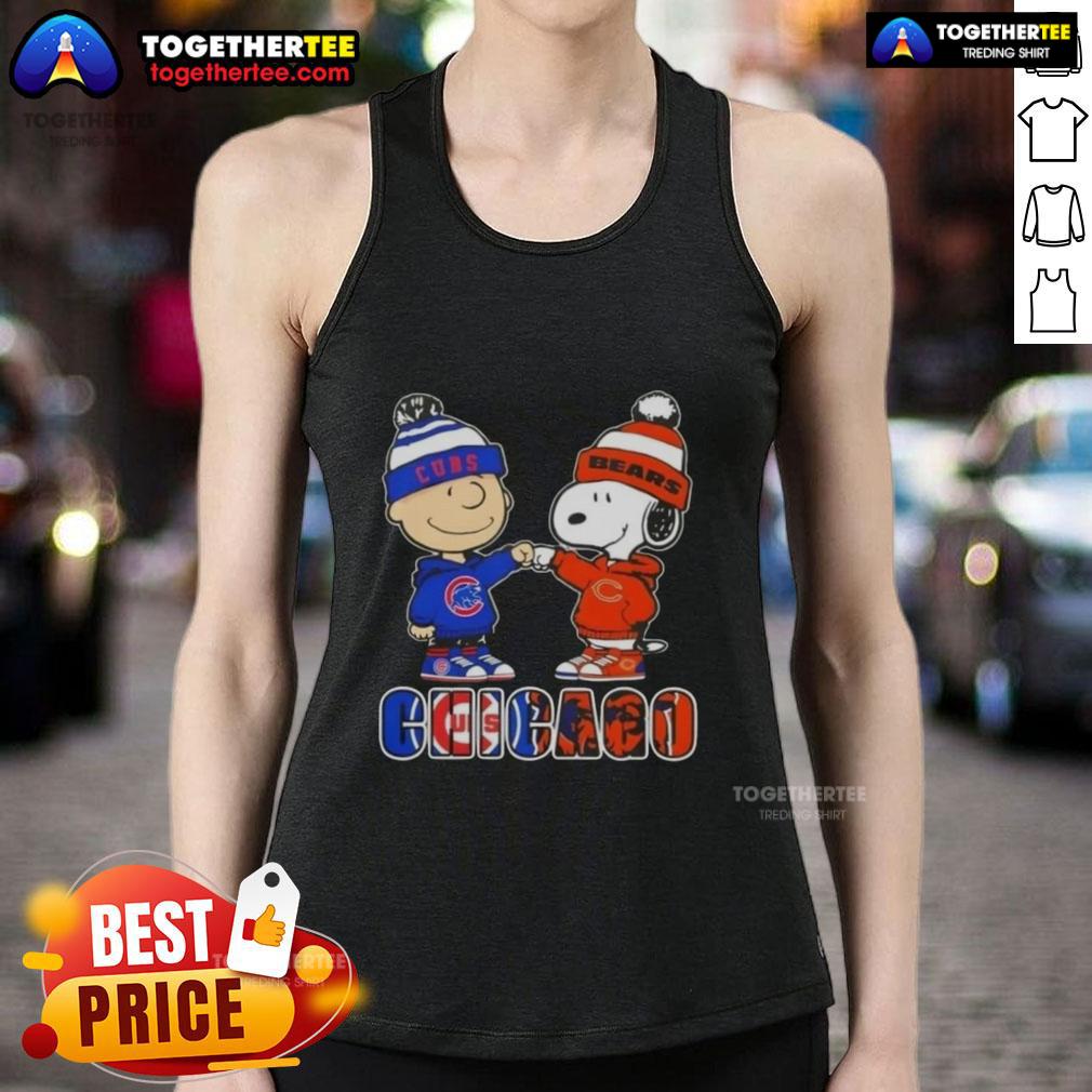 Official Charlie Brown Fist Bump Snoopy Chicago City Sports Cubs X Bears T-Shirt - Image 4
