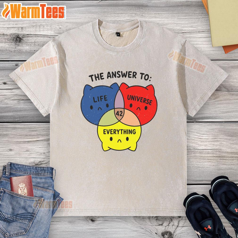 Official The Answer To Everything 42 T-Shirt - Image 6