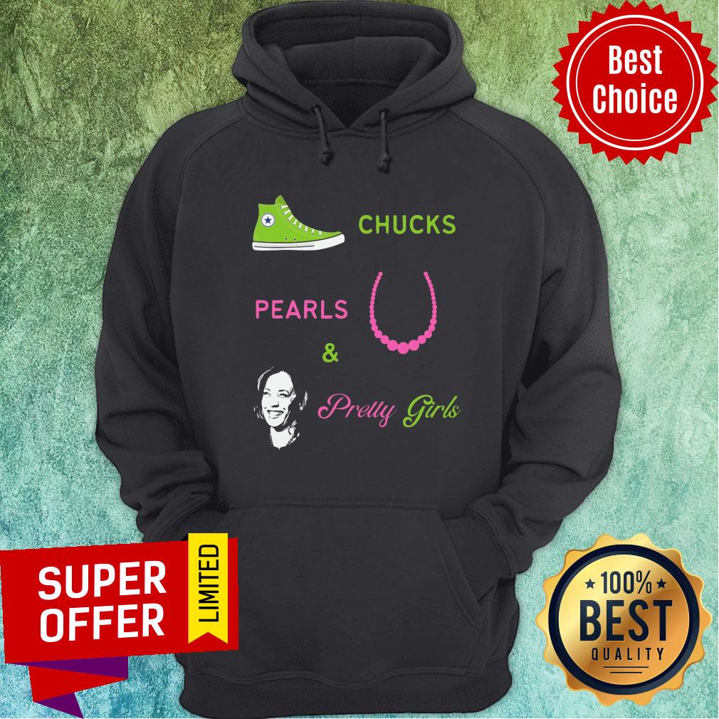 Funny Pretty Girls Chucks Sneaker Pearls Shirt - Image 5