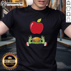 Happy Grinch Hands Love Applebee's Merry Christmas T-Shirt