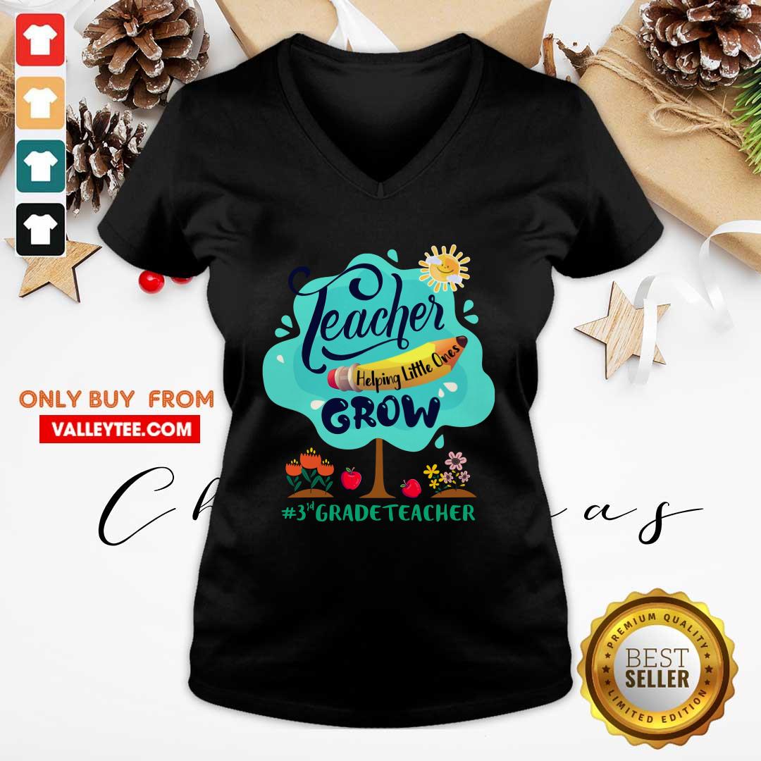 Teacher Helping Little Ones 3th Grade Teacher Shirt - Image 3