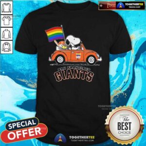 Good Snoopy And Woodstock Drives Car San Francisco Giants Pride Flag T-Shirt