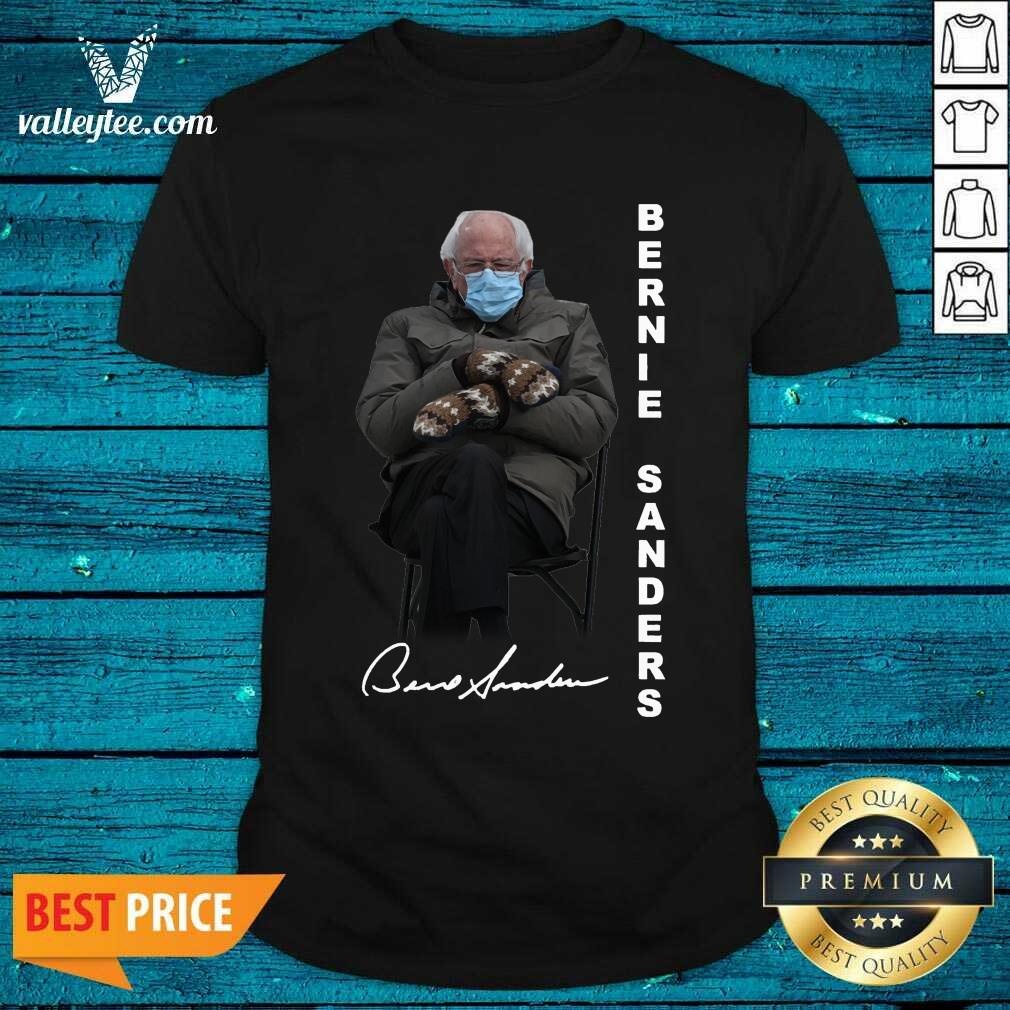 Cute Bernie Sanders Sitting Inauguration Meme Mittens Signature Shirt