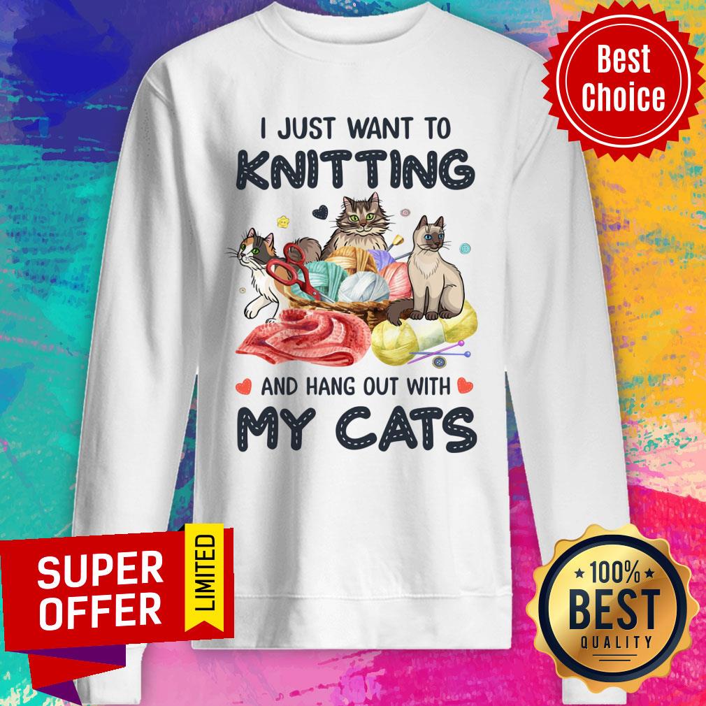 I Just Want To Knitting And Hang Out With My Cats Shirt - Image 5