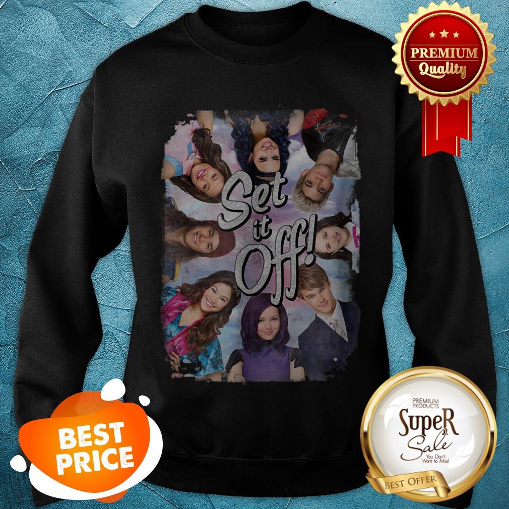 Nice Disney Descendants Set It Off Group Shot Shirt - Image 4