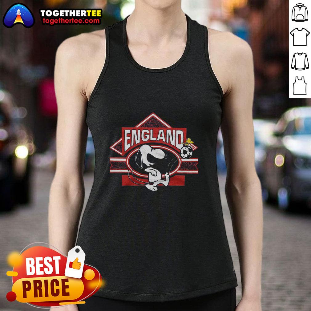 Top Peanuts Snoopy X England Soccer T-Shirt - Image 4