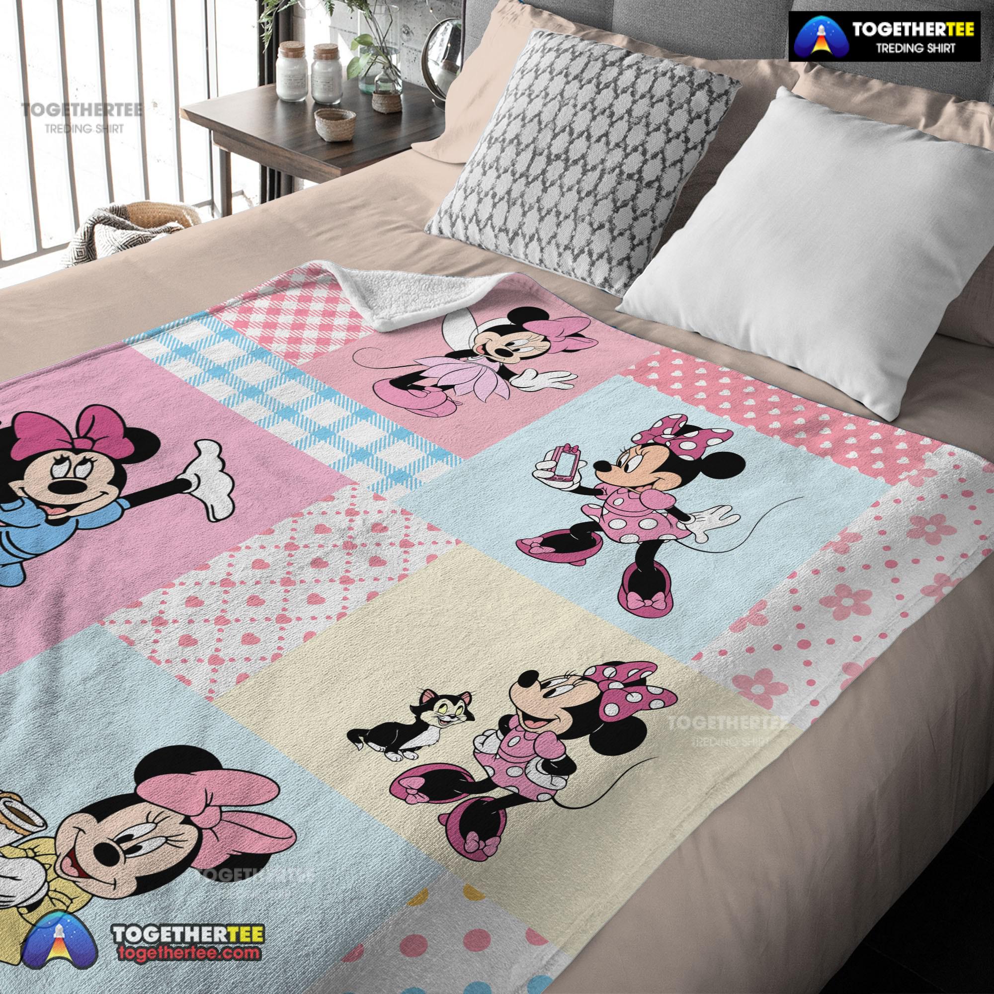 Official Disney Minnie Mouse Patchwork Pattern Blanket Fleece Customized Blanket - Image 3