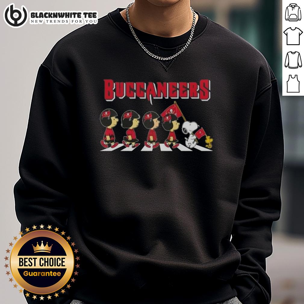 Awesome Tampa Bay Buccaneers X Peanuts Snoopy And Friends Abbey Road T-Shirt - Image 5