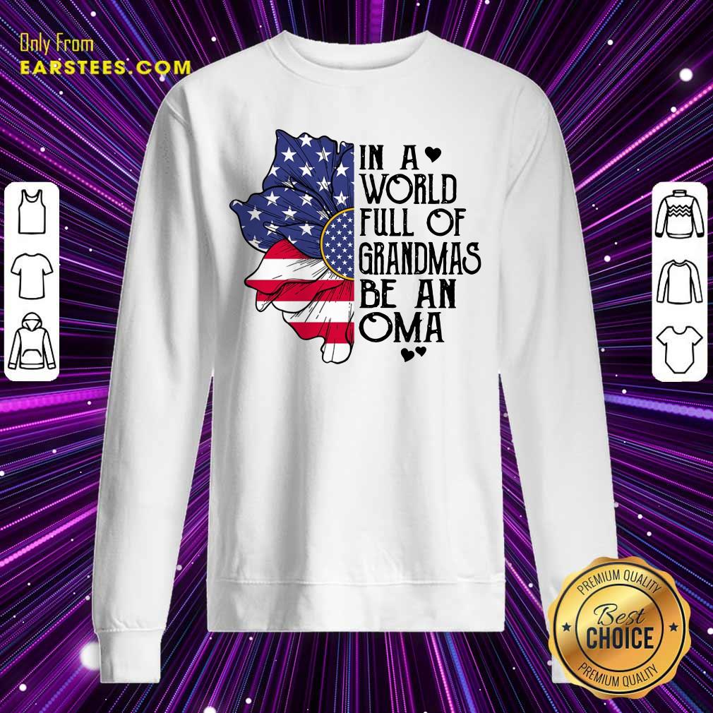 In A World Grandmas Be An Oma Flower Shirt - Image 3