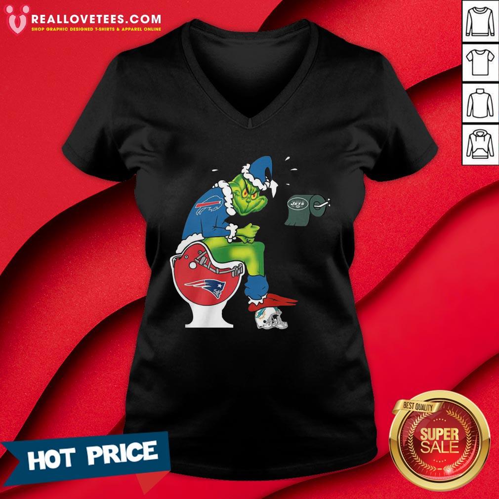 Sweet The Grinch Buffalo Bills Shit On Toilet New England Patriots Christmas Shirt - Image 5
