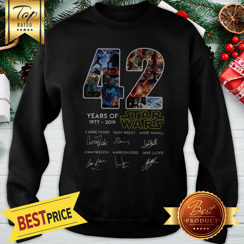 Official 42 Years Of Star Wars 1977-2019 Signatures Shirt - Image 4
