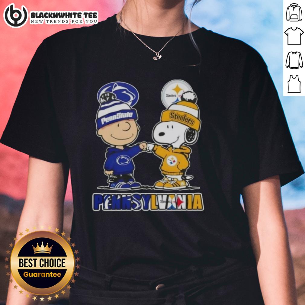 Cute Charlie Brown Fist Bump Snoopy Pennsylvania City Nittany Lions X Pittsburgh Steelers Skyline T-Shirt - Image 3